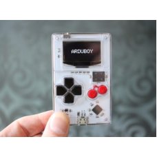 Arduboy - Open Source Card-Sized Gaming Board