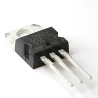 Voltage Regulator 5V - L7805CV